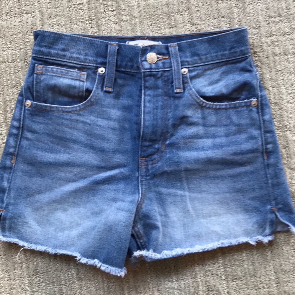 Madewell denim jean shorts. Size 23
